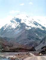 Гора на Памире, где добывают лаъл