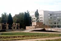 Памятник  С. Айни